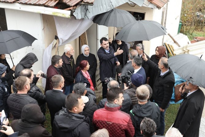 Bakan Kurum: “Düzce’de 300 Ekibimizle Hasar Tespit Çalışmalarımız Sürüyor”