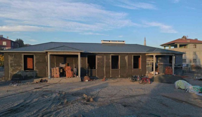 Iğdır Belediyesi Tarafından Taziye Evi Yaptırılıyor