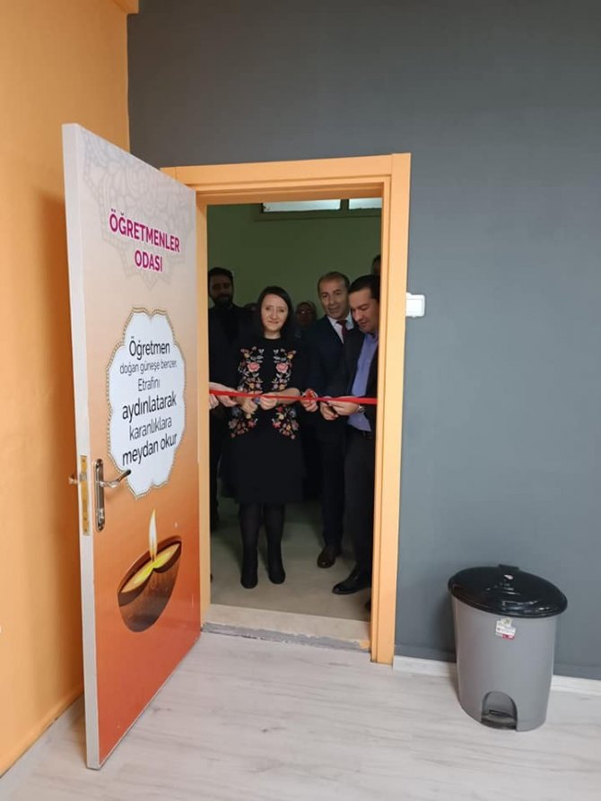 Öğretmenler Odaları Yenileniyor