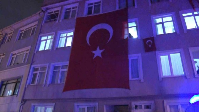 Şehit Ateşi Üsküdar’a Düştü