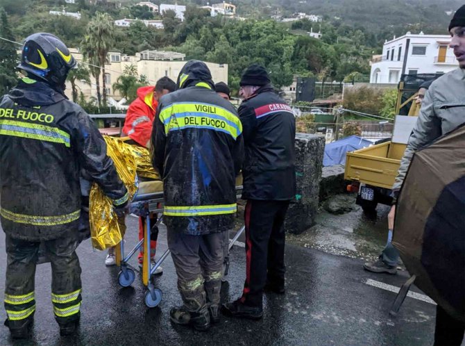 İ̇talya’nın Ischia Adası’nda Heyelan: 8 Ölü