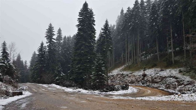 Karabük’te Kar Yağışı Devam Ediyor