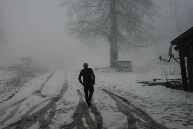 Kartepe’de Kar Kalınlığı 10 Santimetreye Yaklaştı