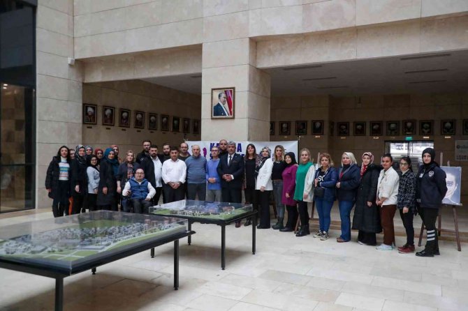 Başkan Vekili Abdullah Damcı: "Belediye Olarak, Kadına Önem Veren Bir Anlayışı Benimsiyoruz"
