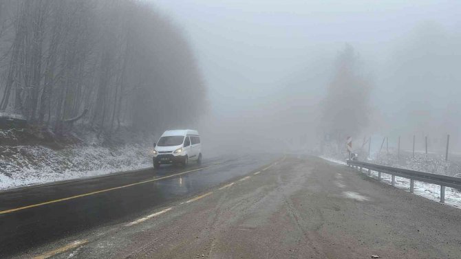 Domaniç’e Mevsimin İlk Karı Yağdı