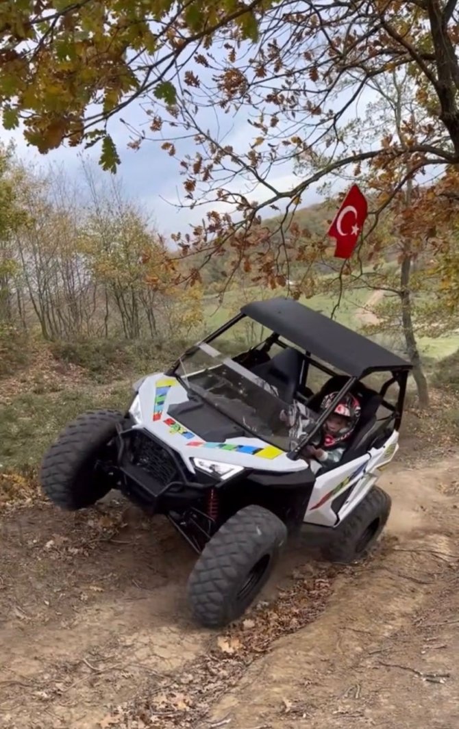 Minik Sofuoğlu Dur Durak Bilmiyor