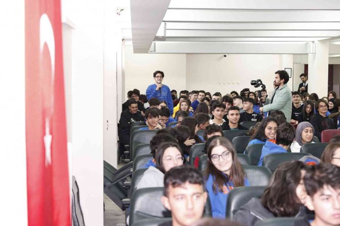 Başkan Ercan’dan Öğrencilere Destek