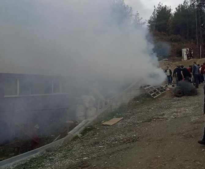 Sinop’taki Tekstil Yangınında Dumandan Etkilenen Sayısı 10’a Yükseldi