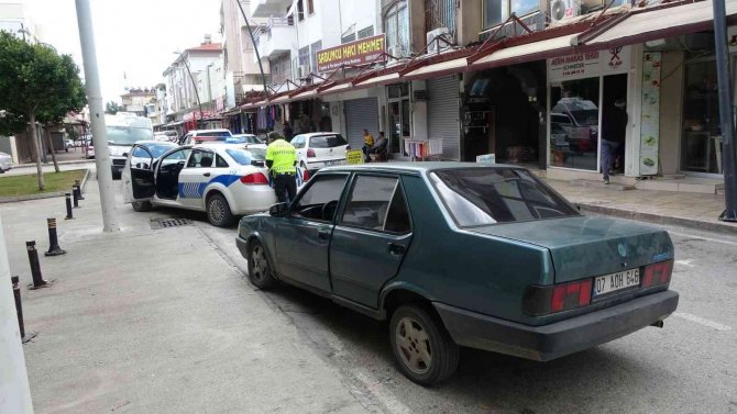 Ters Yöne Giren Kural Tanımaz Sürücü Yaya Ve Sürücülere Korku Dolu Anlar Yaşattı