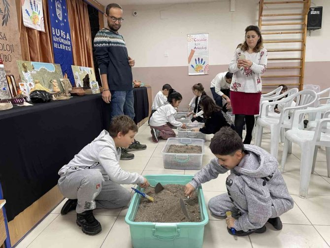 Salonda Arkeolojik Kazı