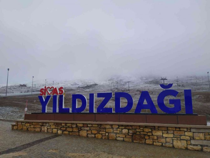 Sivas’ta Kar Yağışı Etkili Oldu