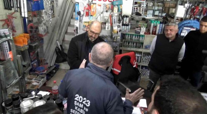 Ümit Özdağ’a Kilis’te "Suriyeli" Tepkisi