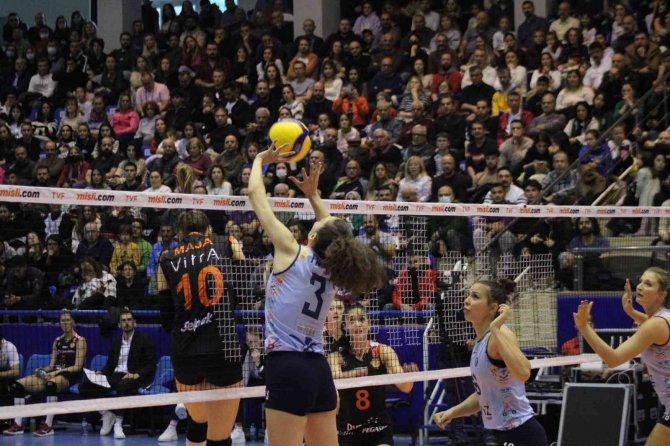 Sultanlar Ligi: Aydın Büyükşehir Belediyespor: 0 - Eczacıbaşı Dynavit: 3