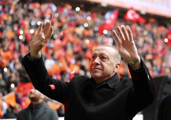 Cumhurbaşkanı Erdoğan: "2023 Seçiminde Tarihimizin En Büyük Zaferi Elde Etmemizin Önüne Kimse Geçemez"