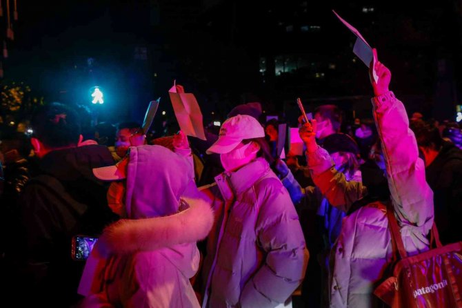 Çin’de Covid-19 Önlemlerine Karşı Protestolar Devam Ediyor