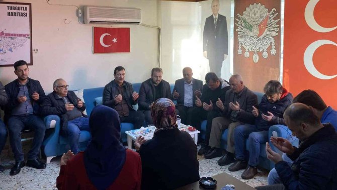 Turgutlu’da Mhp Manisa İ̇l Başkanı Öner İçin Pilav Hayrı