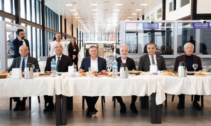Hado 12 Ay Boyuncu Yolcu Taşıyacak