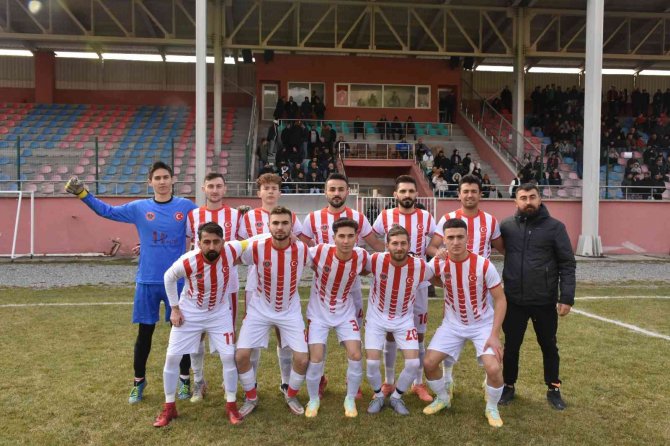 Kastamonu 1. Amatör Lig’de Tosyaspor, Seydilerspor’u Farklı Mağlup Etti.