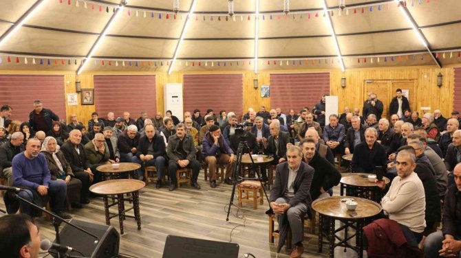 Aşıklar Körfez’de Atıştı