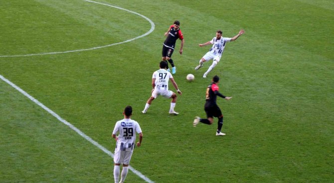 Tff 2. Lig: 24erzincanspor: 1 - Sivas Belediye Spor: 1