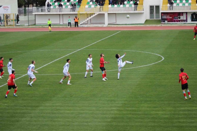 Tff 2. Lig: Kırklarelispor: 3 - Kastamonuspor: 0