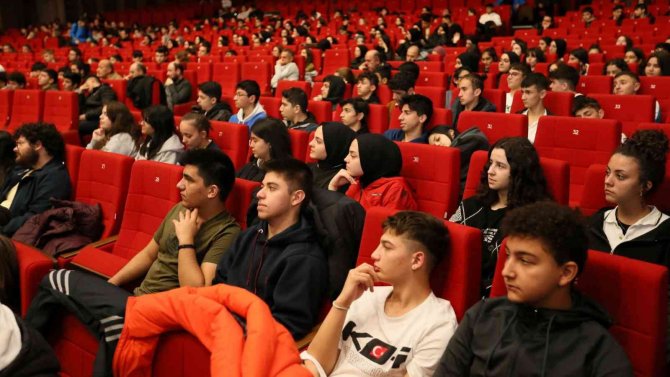 Prof. Dr. Akşit: "Uçak Motorlarının Üretilmesinde Yerli Ve Milli Olma Noktasında Çok Ciddi Mesafe Kat Ettik"