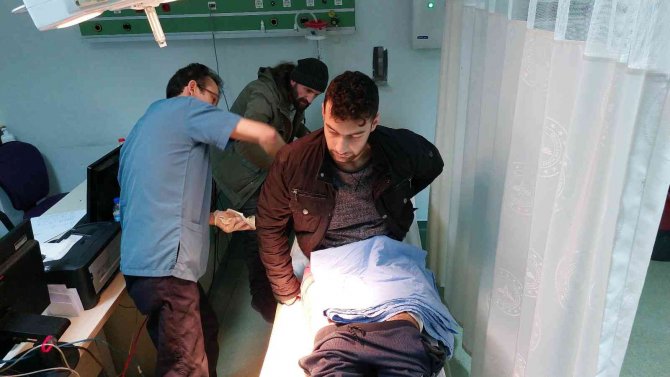 Kendisini Bıçaklayan Üniversite Öğrencisini Öldüren Genç Adliyeye Sevk Edildi