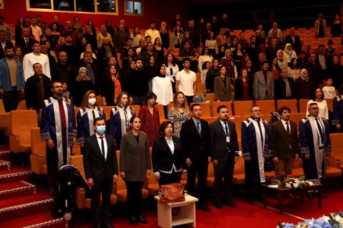 Adü Diş Hekimliği Fakültesi Beyaz Önlük Giyme Töreni Gerçekleştirdi