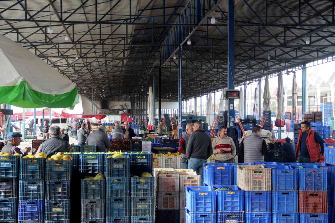 Örtü Altı Üretim Üssü Antalya’da, 2022-2023 Hal Sezonu Açıldı