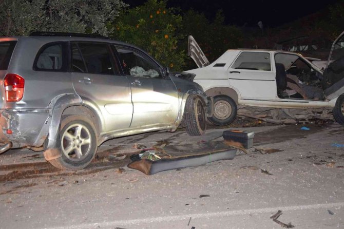 Antalya’da Cip İle Otomobil Çarpıştı: 2 Ölü, 3 Yaralı