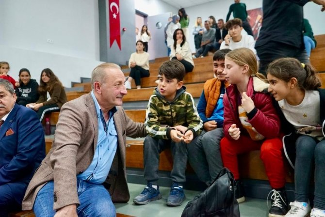 Başkan Atabay, Didimli Gençler İle Buluştu