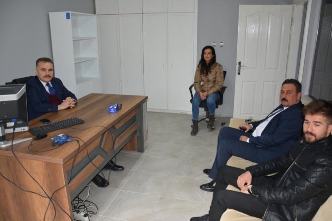 Kaymakam Odabaş, Aile İ̇çi Ve Kadına Karşı Şiddetle Mücadele Büro Amirliği’ni Ziyaret Etti