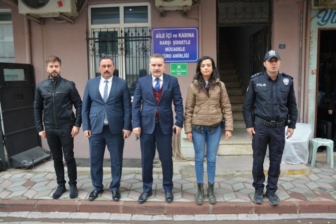 Kaymakam Odabaş, Aile İ̇çi Ve Kadına Karşı Şiddetle Mücadele Büro Amirliği’ni Ziyaret Etti