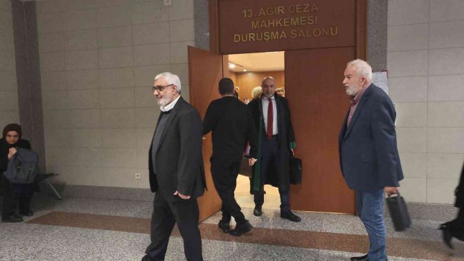 Kapatılan Zaman Gazetesinin Eski Yazarlarına Hapis Cezası