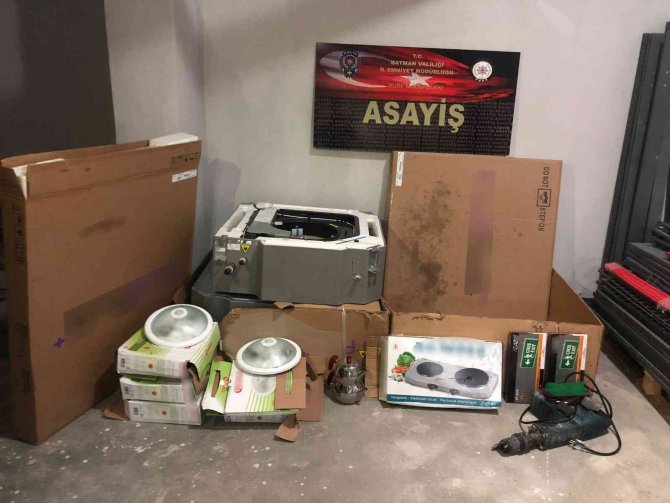 Batman’da 2 Hırsızlık Şüphelisi Tutuklandı