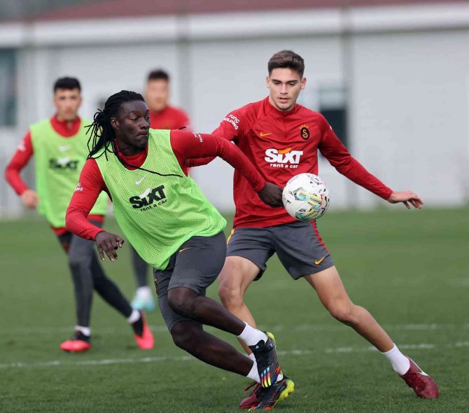 Galatasaray’da Hazırlıklar Devam Ediyor