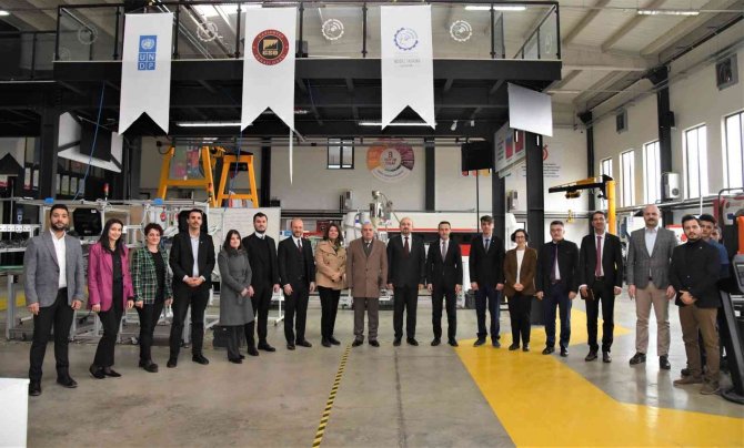 Gaziantep Model Fabrikada Değerlendirme Ve Planlama Toplantısı
