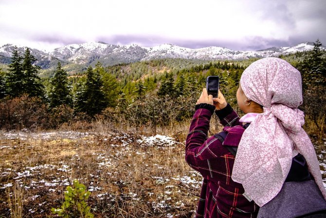 Gümüşhaneli Dağcılardan Öğretmenlere Zirvede Sürpriz Kutlama