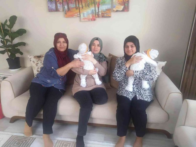 Hisarcık’ta Yeni Doğan Bebeklerin İlk Hediyesi Belediyeden