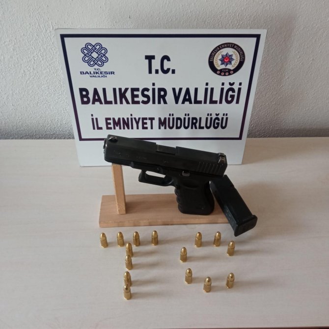 Balıkesir’de Aranan 185 Şahıs Yakalandı