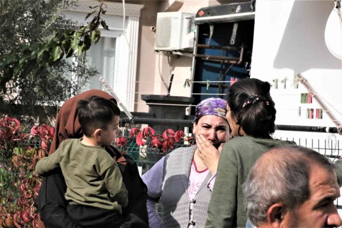 Önce Annesini Dışarı Çıkardı, Sonra Tüm Odaları Ateşe Verdi