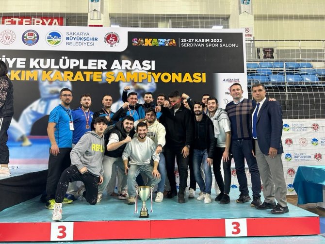 Büyükşehir Karate Takımı, Şampiyonayı Üçüncü Tamamladı
