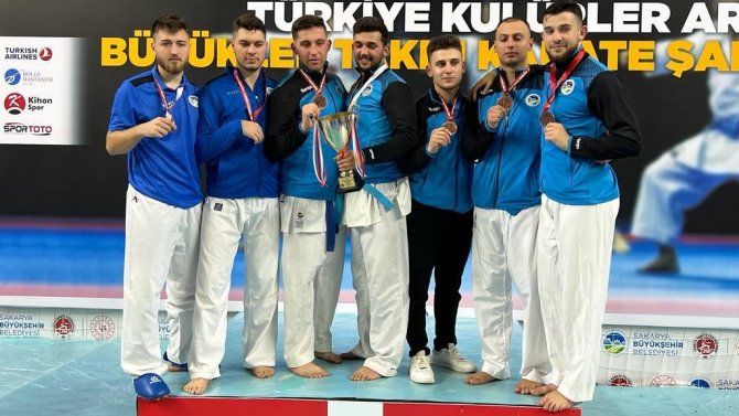 Büyükşehir Karate Takımı, Şampiyonayı Üçüncü Tamamladı
