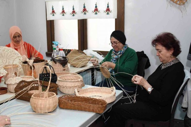 Geleneksel El Sanatlarına İlgi Arttı