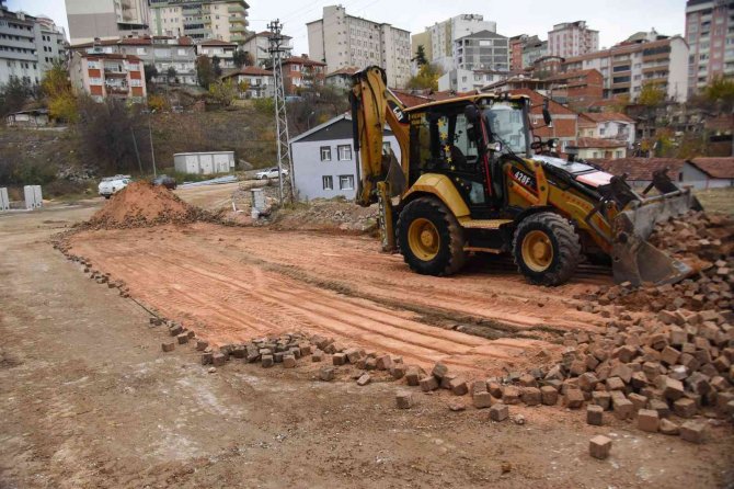 Şeyh Edebali Türbesi Yolu Çalışmaları Devam Ediyor