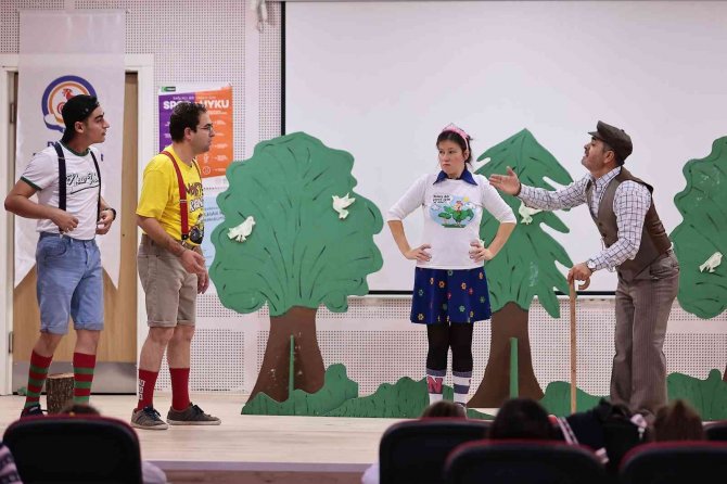 Çocuklara Çevre Bilinci Tiyatroyla Aşılanıyor