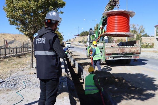 Vedaş’tan Kurubaş Mahallesi’ne 15 Milyon Tl’lik Yatırım