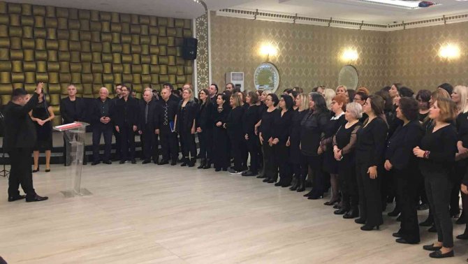 Şarkılar Bizi Söyler Biz De Şarkı Söyleriz Projesi