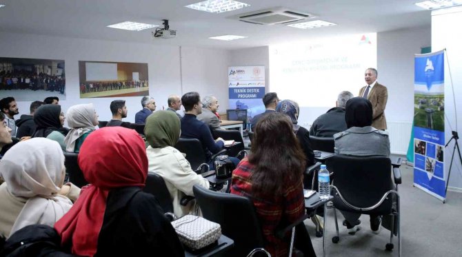 Ai̇çü’de “Genç Girişimciler İçin E-ticaret” Eğitimi Verilmeye Başlandı
