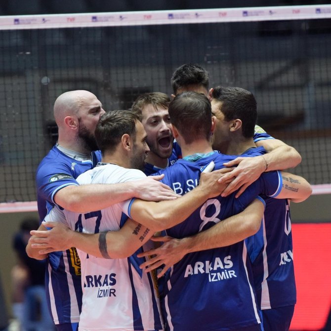 Arkas Spor, Avantaj Peşinde